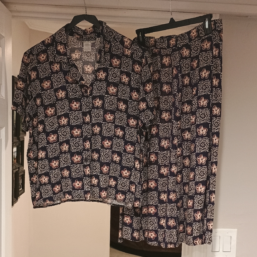 Notations Navy and Cream Floral Set